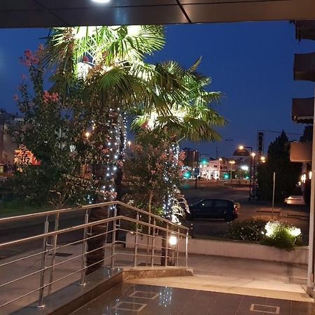 Hotel Tiffany Milano Trezzano sul Naviglio Buitenkant foto