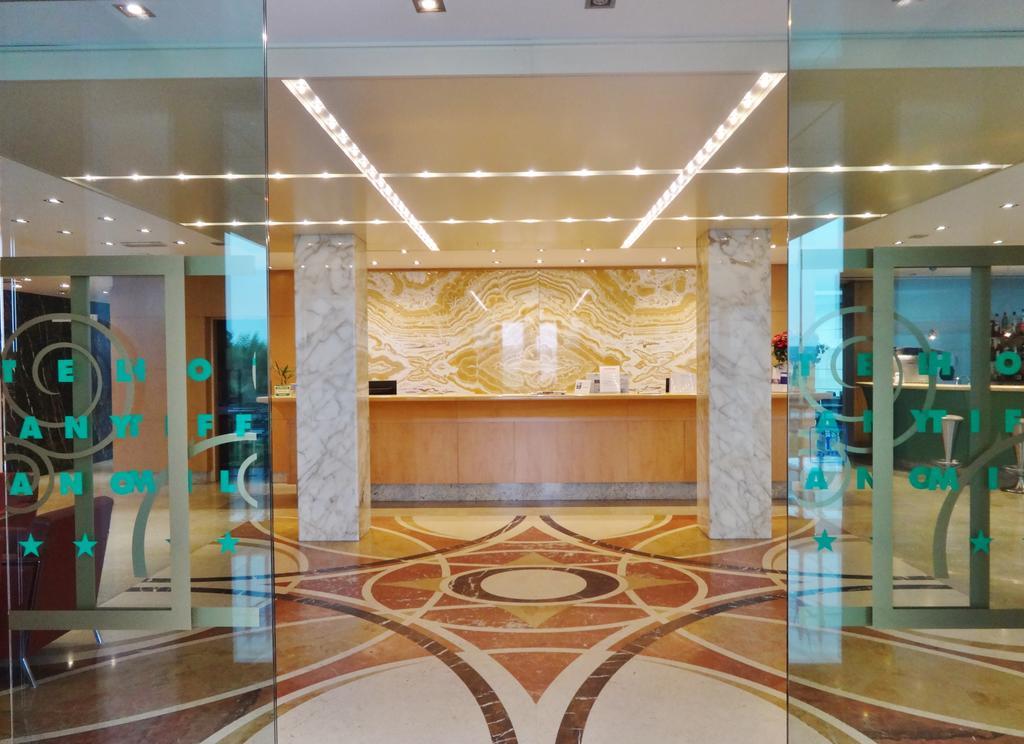 Hotel Tiffany Milano Trezzano sul Naviglio Buitenkant foto