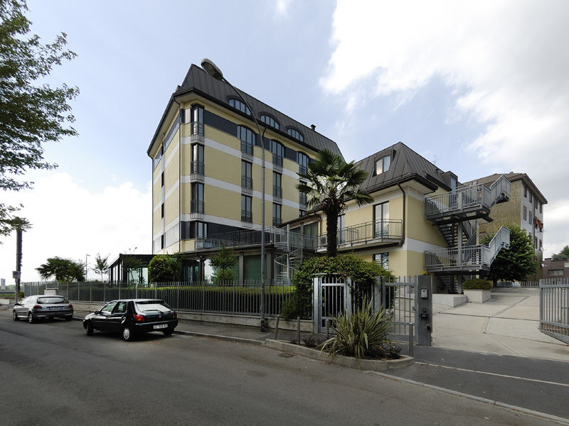 Hotel Tiffany Milano Trezzano sul Naviglio Buitenkant foto