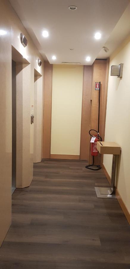 Hotel Tiffany Milano Trezzano sul Naviglio Buitenkant foto